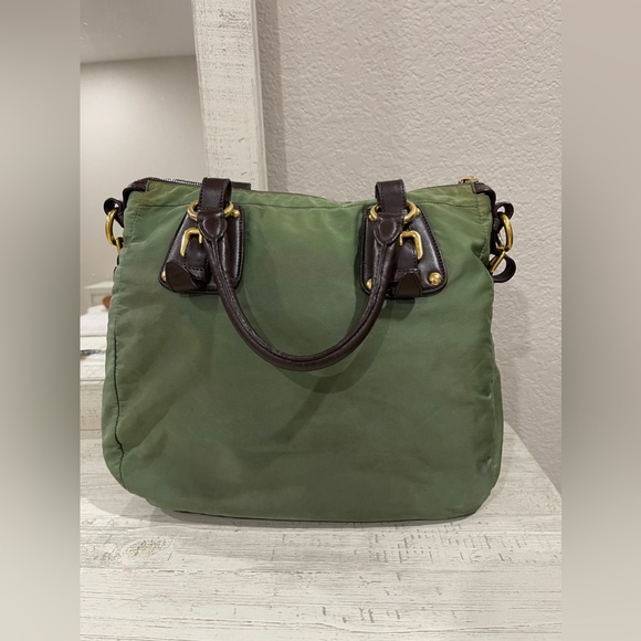 PRADA Authentic Crossbody Bag (Handbag) - Picture 6 of 16